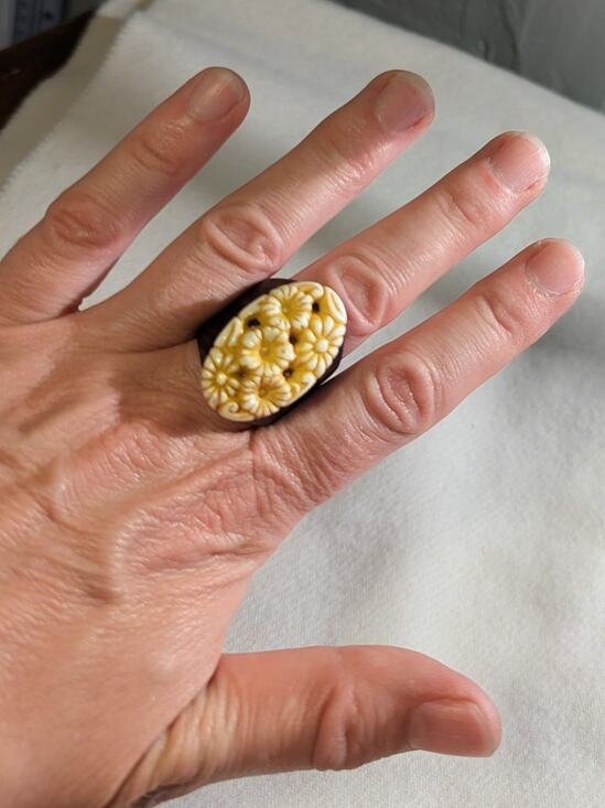 other Jewelry - Vtg. Button Ring on Wood, size 9.5, one of a kind
